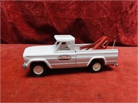 Vintage Tonka Wrecker toy truck. White.