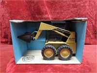 Ertl Ford Compactor loader toy. New w/box.