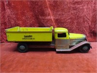Pressed steel Structo Construction Co truck toy.