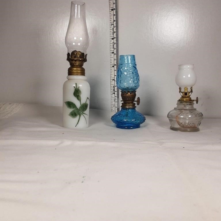 Miniature lanterns
