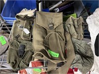 LOT OF MIXED MILITARY POUCHES