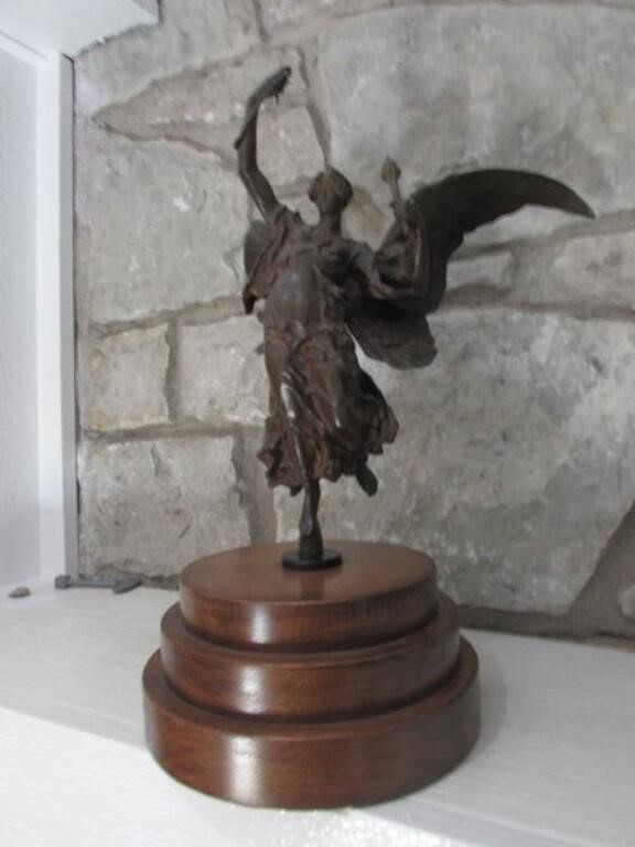 Lady Victory Bronze Statue