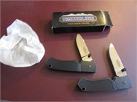2 timberline pocketknives