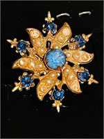 1950s Filigree Flower Brooch with Blue Rhinestones