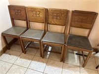 4 wooden Chairs