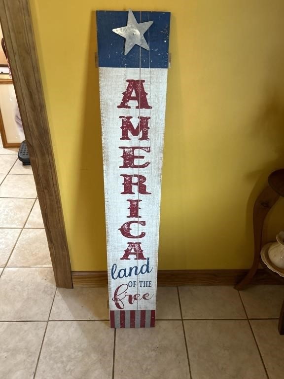 Wooden America Sign- 4’ t