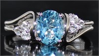 Oval 2.15 ct Natural Blue & White Topaz Ring