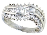 Platinum 1.03 ct Baguette Diamond Ring