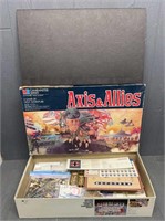 1984 Axis & Allies WW2 Board Game