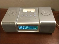 IHOME IP9 Ipod  Dock Clock  Radio WORKS