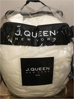 J Queen New York Ultra Loft Queen Mattress Topper