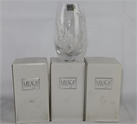 Set of 3 Mikasa ROMA Vases