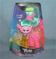 Trolls World toy troll figural play set