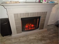 ELECTRIC FIREPLACE & MANTLE 44"T X 13" W X 58" L