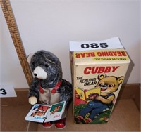 VTG. CUBBY THE READING BEAR WIND UP TIN TOY