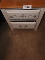 BROYHILL FLORAL THEMED  2 DRAWER NIGHT STAND