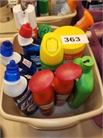 LOT VARIOUS CLEANING SUPPLIES