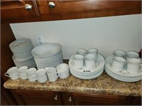 LARGE LOT JC PENNY HOME COLLECTION DINNERWARE