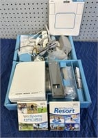 WII SYSTEM WITH WII SPORTS AND RESORT