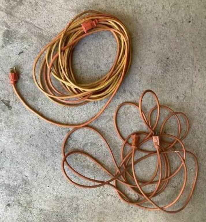 2 Extension Cords
