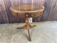 Round Accent Table, 26"Dia X 26"T, 1 Drawer