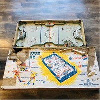 1958 Big League Hockey Tin Hockey Table & Box