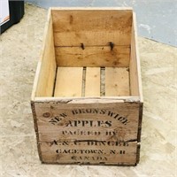 A&G Dingee New Brunswick Apples Wooden Crate