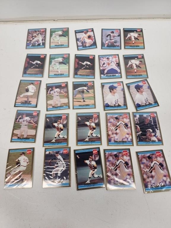 25 Unopened 1992 Coca-Cola Baseball Cards