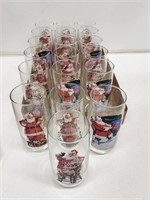 19 Coca-Cola Santa Claus Holiday Glasses