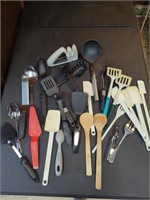 Collection of kitchen hand tools