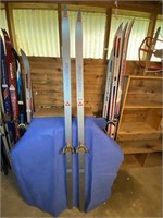 77 1/2" Fischer Country Crown Skis