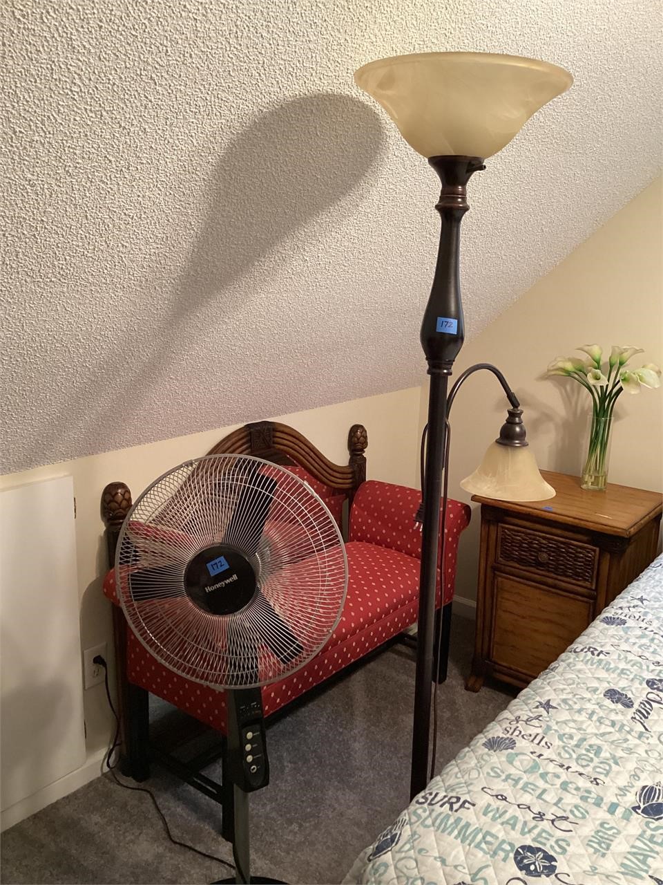 Floor lamp/stand fan