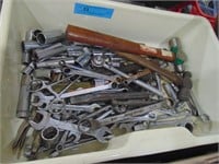 TUB WRENCHES, HAMMERS, SOCKETS