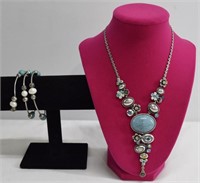 2pc Stone / Faux Pearl Necklace & Bracelet