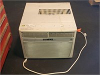 Frigidaire Air Conditioner works great