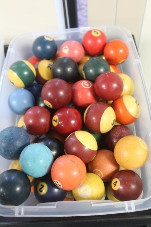 Antique/Vintage Billard/Cue Balls