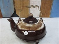 Brown Drip Tea Pot