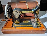 Singer Portable Sewing Machine in Case