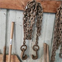 Log Chain w/ no Hooks - approx 8' & Lift Chain -