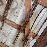 Log Chain w/ 2 Hooks - approx 14'