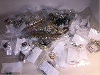 WOW!  OVER 150 PIECES OF JEWELRY (EARRINGS, NECKLA
