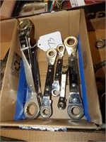 BOX OF RATCHET WRENCHS