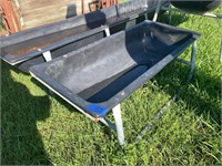 5' Behlen Country Feed Trough - in good condition