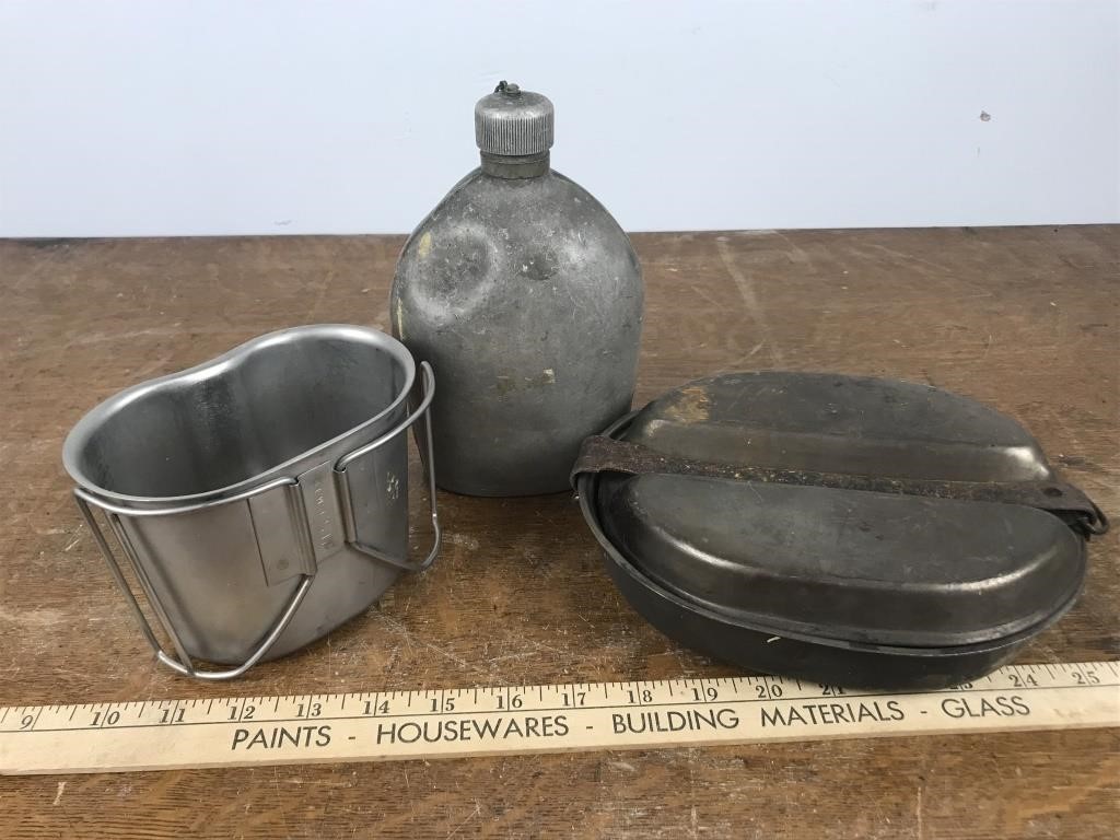 US Military Canteen Cup Holder Mess Kit