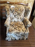 RICHWELL UPHOLSTERED CHAIR
