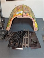 Model Train Accessories and tin tunnel