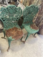 PAIR OF LAWN DECOR CHAIRS
