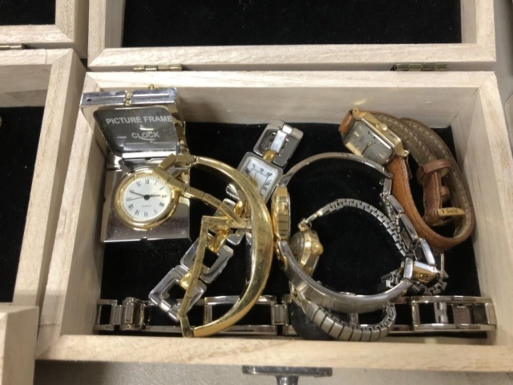 WATCHES IN WOODEN BOX