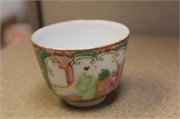 Antique Chinese Rose Medallion Cup