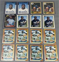 16 Rookie Baseball Cards; Frank Thomas; Bo Jackson